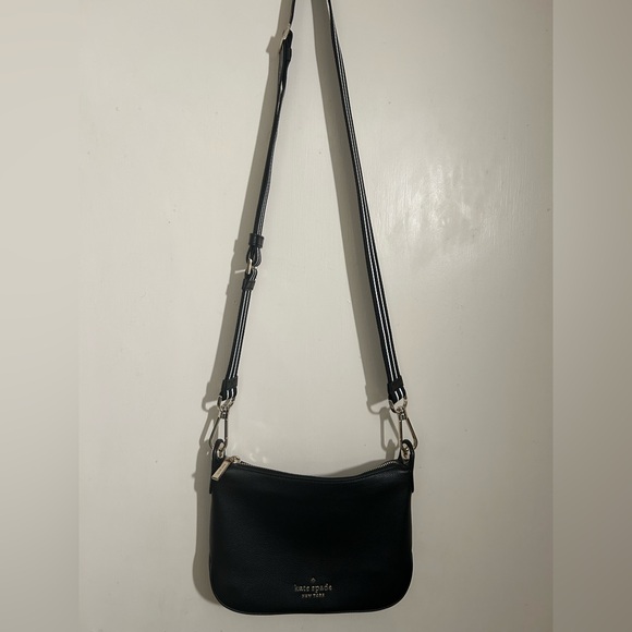 KATE SPADE Like NEW Rosie Medium Crossbody - Picture 1 of 10